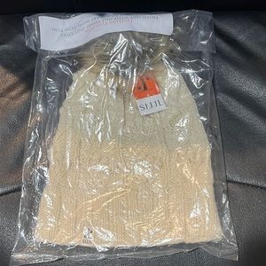 SIJJL Cable Knit Faux Fur Pom Beanie Hat NWT